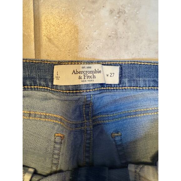Abercrombie & Fitch 4/27 denim shorts distressed mid rise - Picture 3 of 3